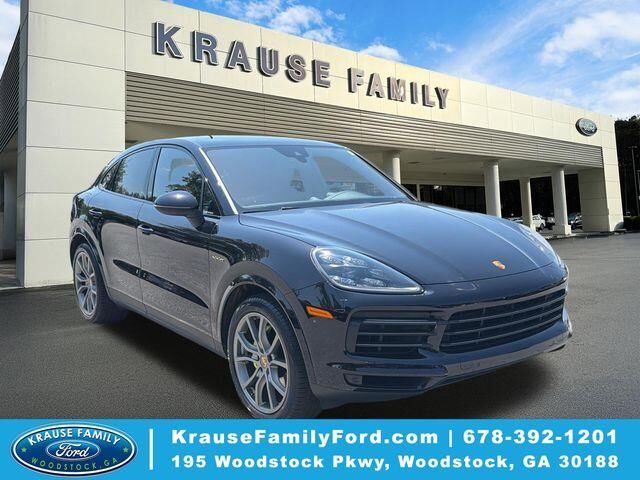 2022 Porsche Cayenne E-Hybrid Coupe