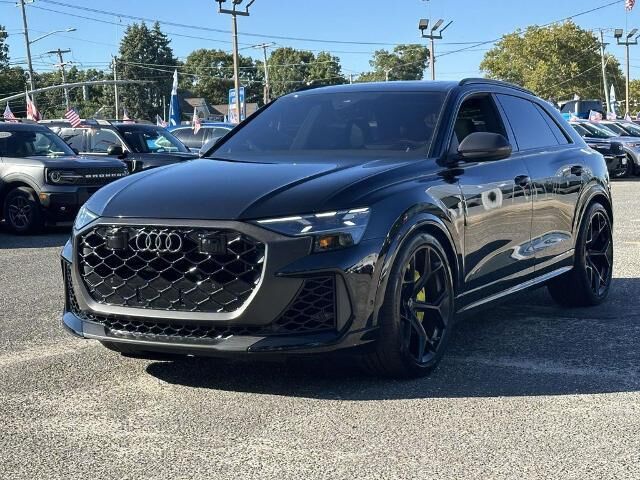 2025 Audi RS Q8 performance 4.0T quattro