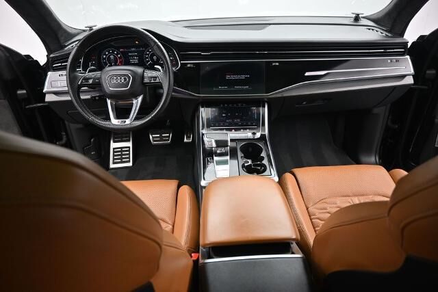 2022 Audi RS Q8 4.0T quattro — photo 1 of 6