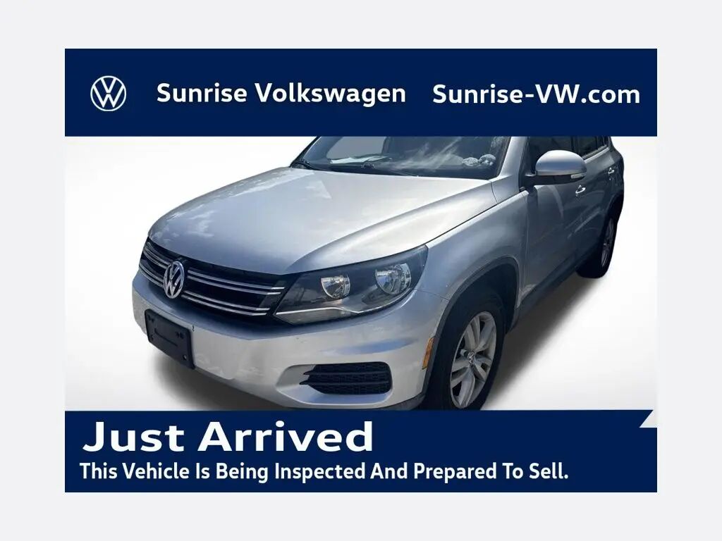 2016 Volkswagen Tiguan 2.0T S — photo 1 of 5