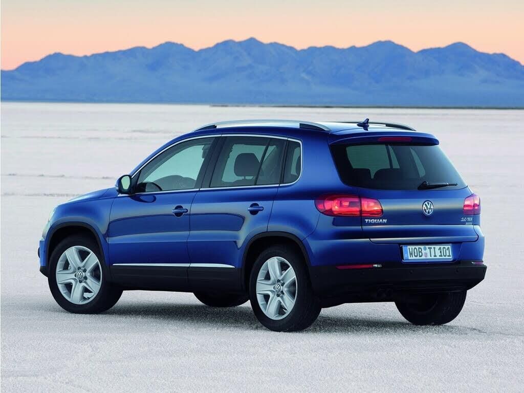 2016 Volkswagen Tiguan 2.0T SE 4Motion — photo 1 of 14