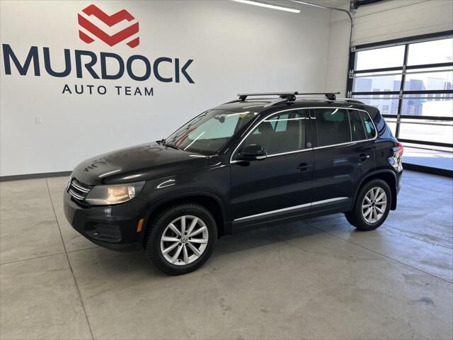 2017 Volkswagen Tiguan 2.0T Wolfsburg Edition 4Motion — photo 1 of 13