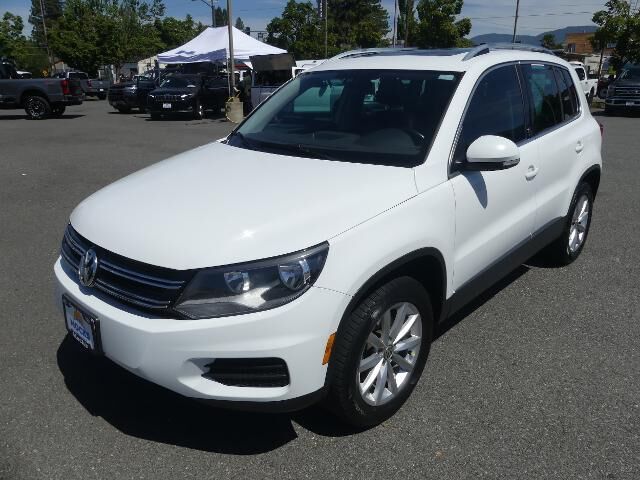 2017 Volkswagen Tiguan 2.0T Wolfsburg Edition 4Motion