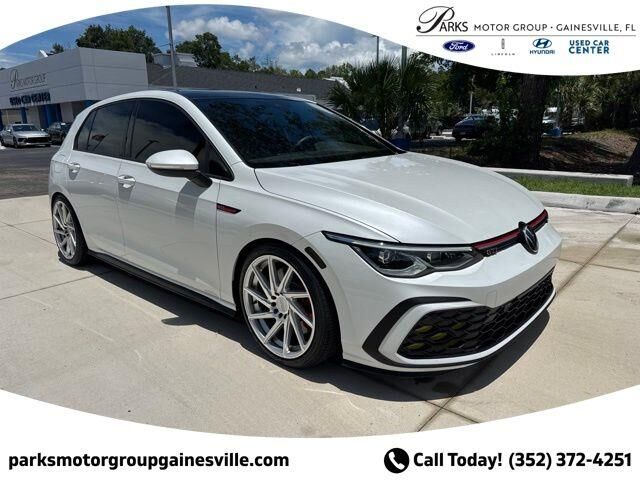 2022 Volkswagen Golf GTI SE