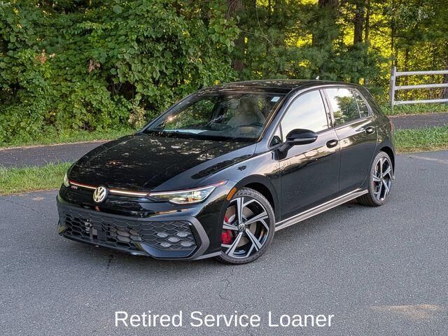 2025 Volkswagen Golf GTI SE