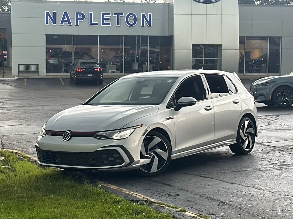 2022 Volkswagen Golf GTI S