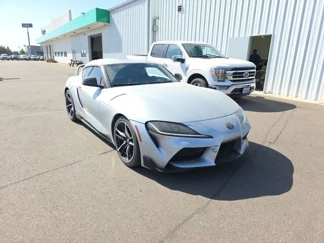 2022 Toyota GR Supra 3.0 — photo 1 of 5
