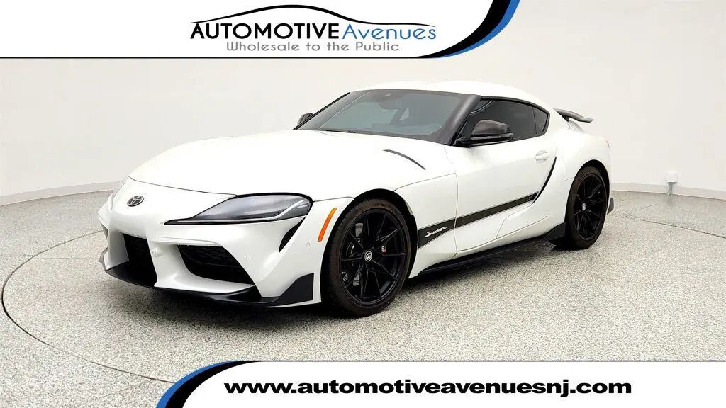 2024 Toyota GR Supra 3.0 — photo 1 of 13