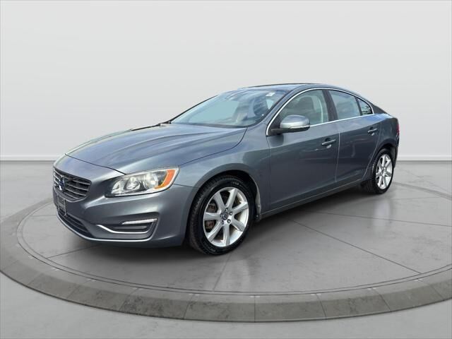 2016 Volvo S60 T5 Drive-E Premier — photo 1 of 13