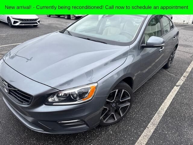 2017 Volvo S60 T5 Dynamic