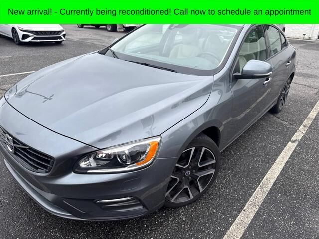 2017 Volvo S60 T5 Dynamic
