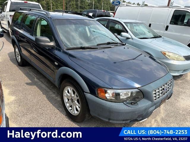 2004 Volvo XC70 Base