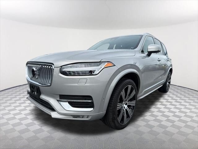 2023 Volvo XC90 B6 Ultimate Bright Theme 6P