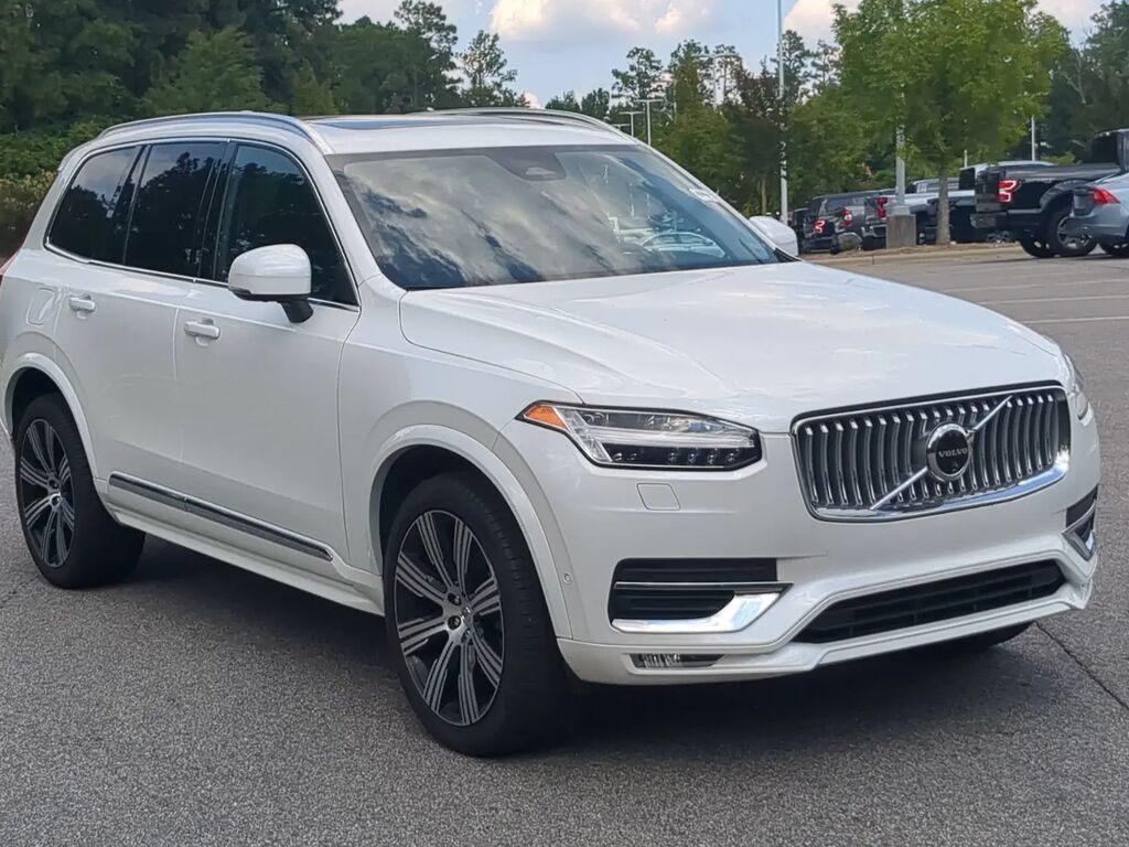 2024 Volvo XC90 B6 Plus Bright Theme 7P — photo 1 of 13