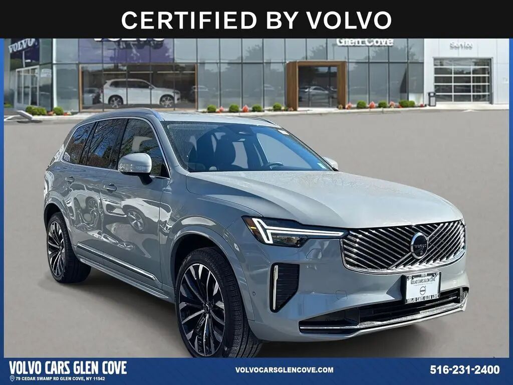 2026 Volvo XC90 B6 Plus 7P — photo 1 of 13