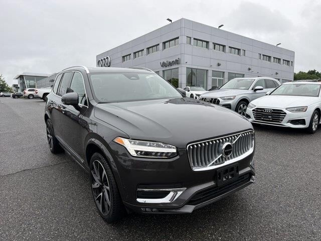 2024 Volvo XC90 B6 Ultimate Bright Theme 7P — photo 1 of 13