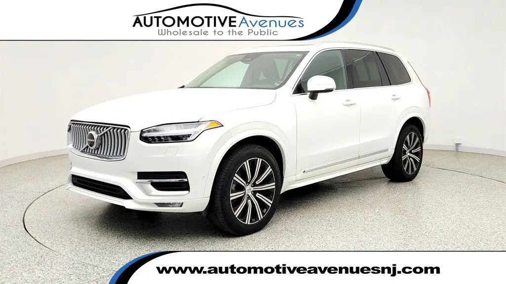 2023 Volvo XC90 B6 Plus Bright Theme 7P — photo 1 of 13