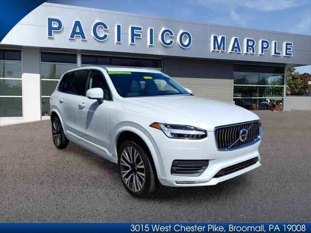 2020 Volvo XC90 T5 Momentum
