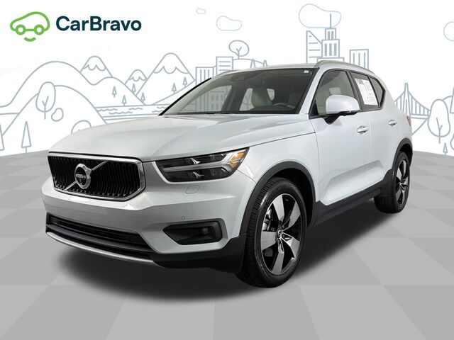 2020 Volvo XC40 T5 Momentum