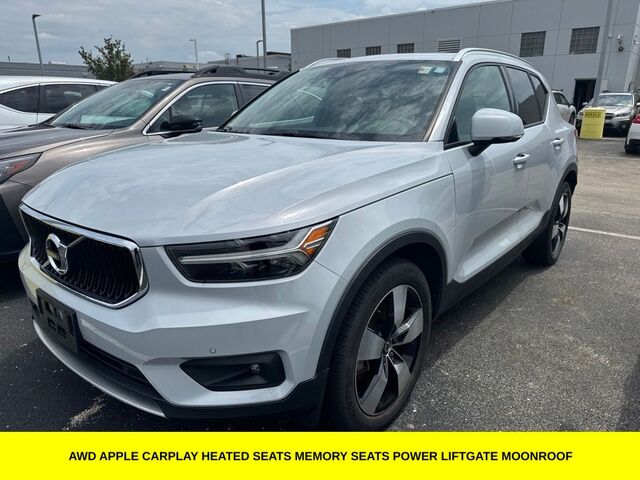 2021 Volvo XC40 Momentum