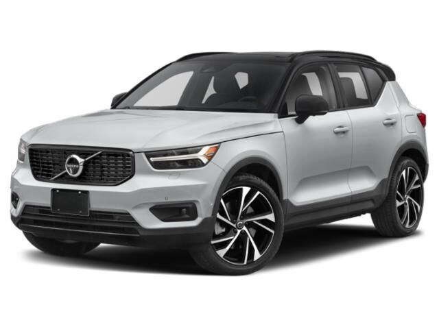 2022 Volvo XC40 T5 R-Design — photo 1 of 2