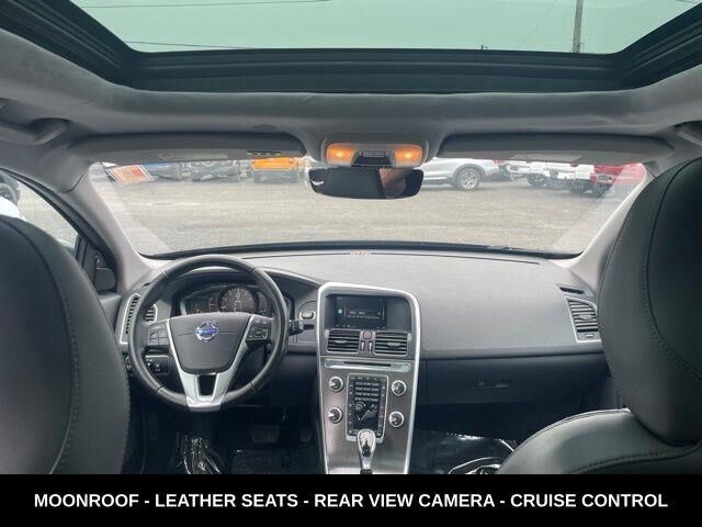 2016 Volvo XC60 T5 Drive-E Premier