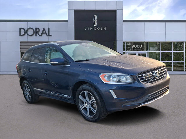 2014 Volvo XC60 T6 R-Design — photo 1 of 14