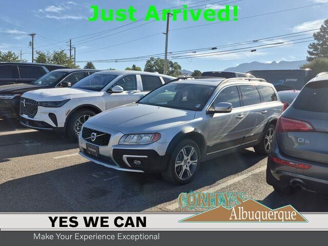 2015 Volvo XC70 T6 Premier Plus