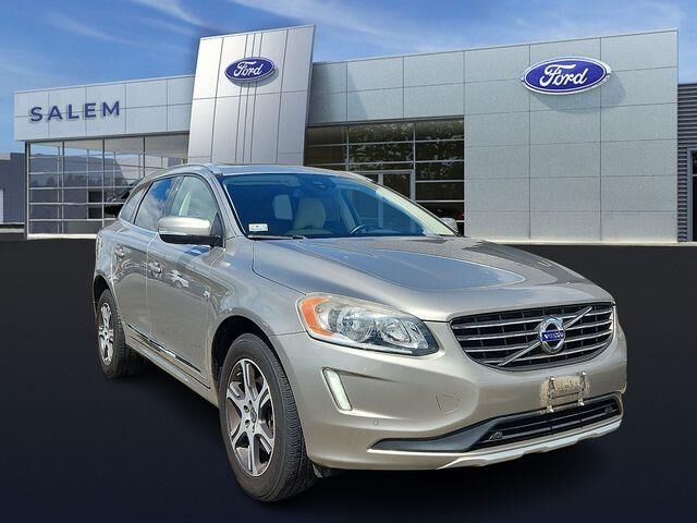 2015 Volvo XC60 T6 Platinum