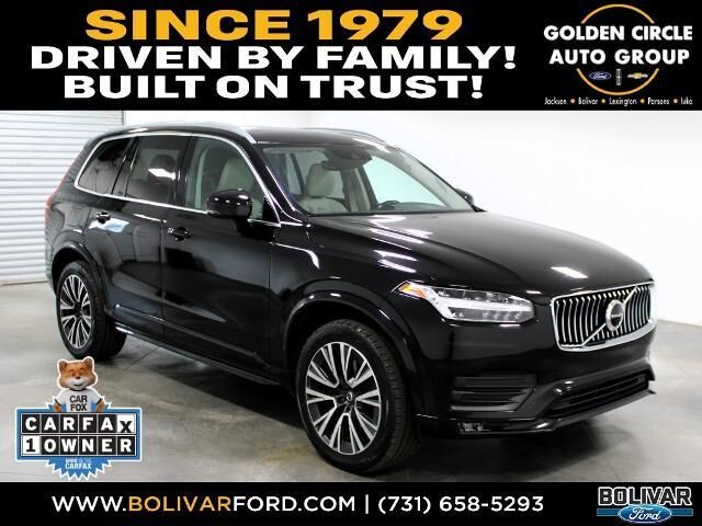 2020 Volvo XC90 T6 Momentum 6-Passenger