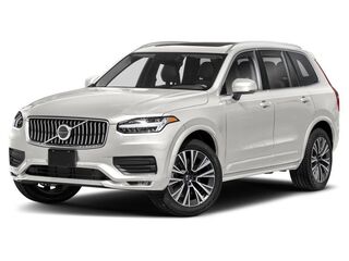 2021 Volvo XC90 T6 Momentum 6-Passenger
