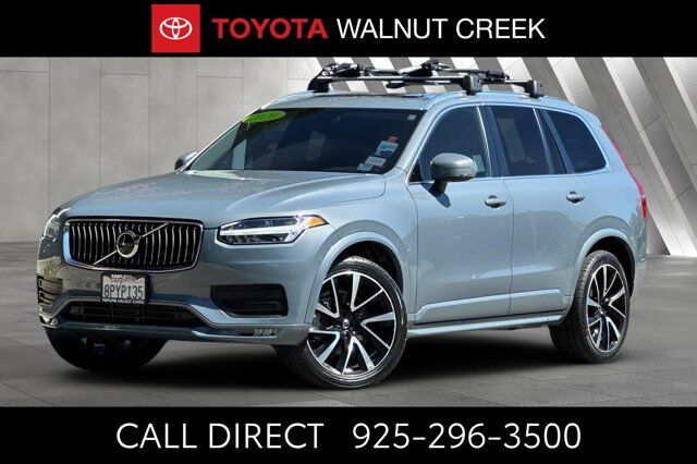 2020 Volvo XC90 T6 Momentum