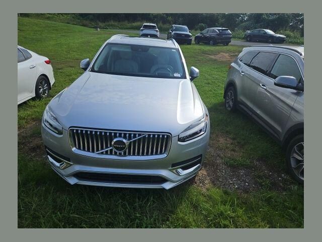 2020 Volvo XC90 T6 Inscription 6-Passenger