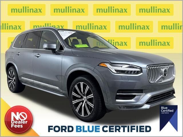 2020 Volvo XC90 T6 Inscription 6-Passenger