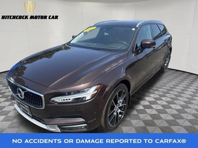 2017 Volvo V90 Cross Country T6