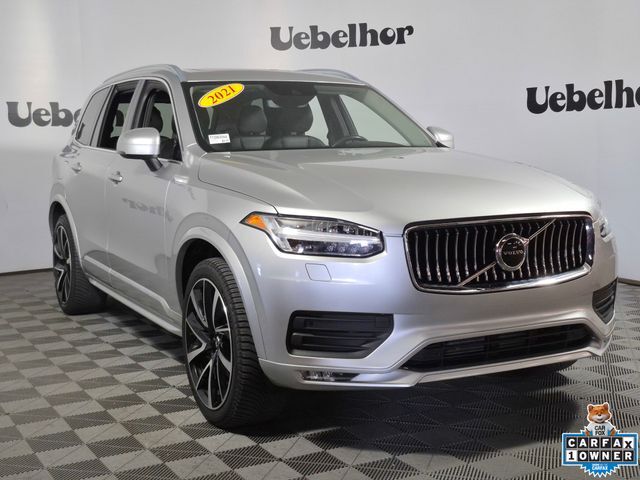 2021 Volvo XC90 T6 Momentum