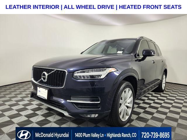 2016 Volvo XC90 T6 Momentum