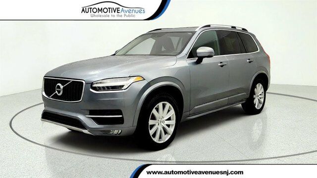 2019 Volvo XC90 Momentum