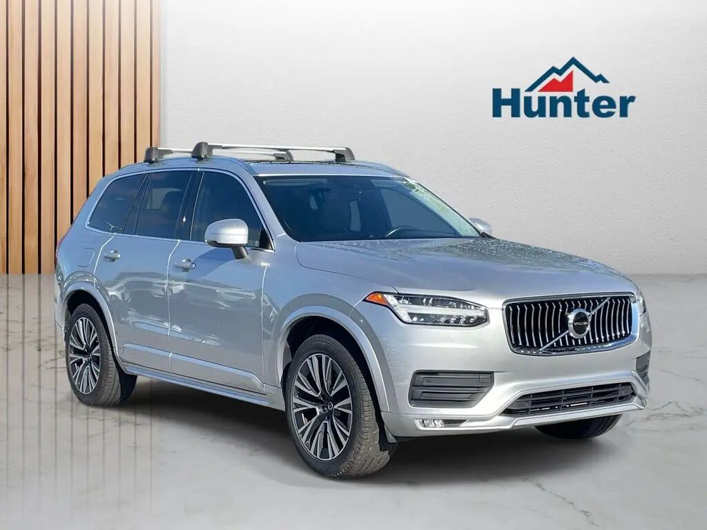 2020 Volvo XC90 T6 Momentum 7-Passenger — photo 1 of 13