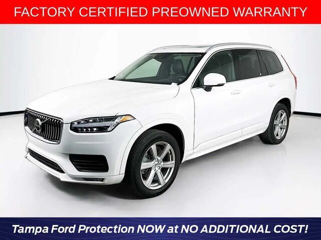2022 Volvo XC90 T6 Momentum 7-Passenger