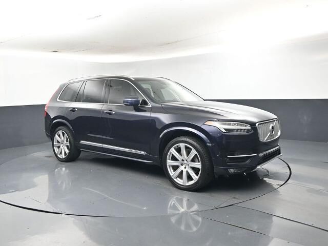 2019 Volvo XC90 T6 Inscription
