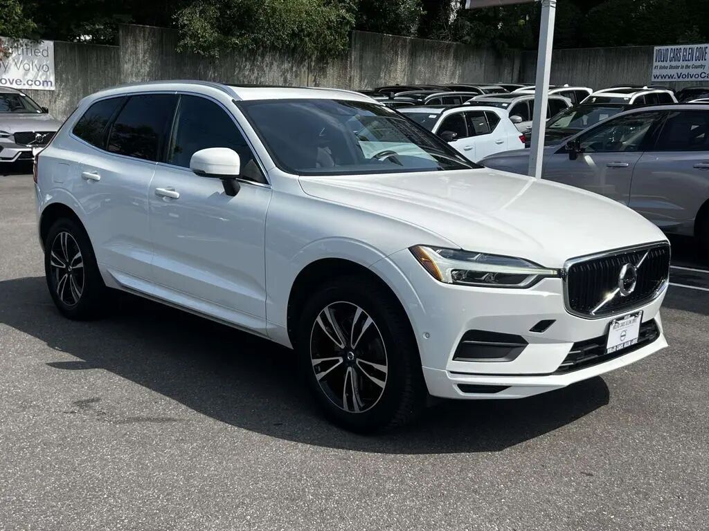 2019 Volvo XC60 T6 Momentum — photo 1 of 1