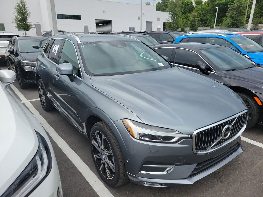 2020 Volvo XC60 T6 Inscription — photo 1 of 2