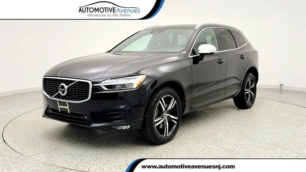 2018 Volvo XC60 T6 R-Design — photo 1 of 13