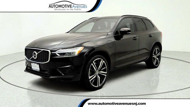 2020 Volvo XC60 R-Design