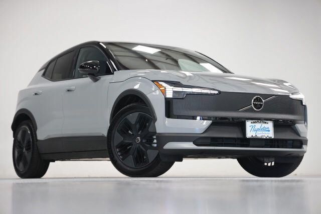 2026 Volvo EX30 Cross Country Twin Ultra