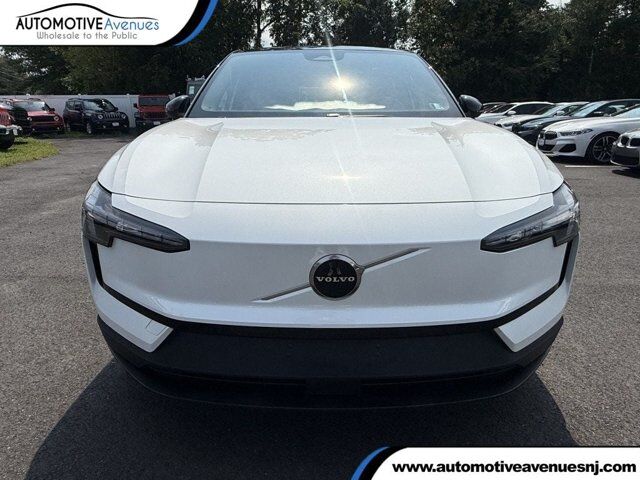 2025 Volvo EX30 Plus