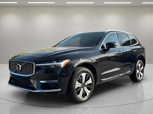 2023 Volvo XC60 Recharge T8 Plus Bright Theme