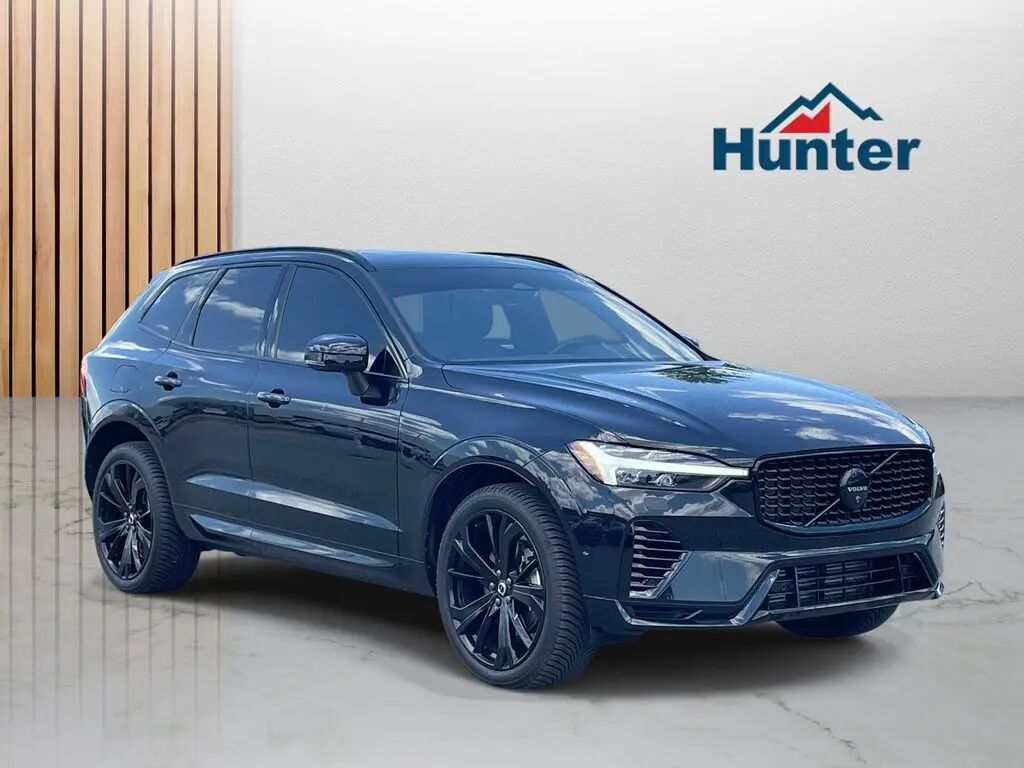 2024 Volvo XC60 Recharge T8 Ultimate Black Edition