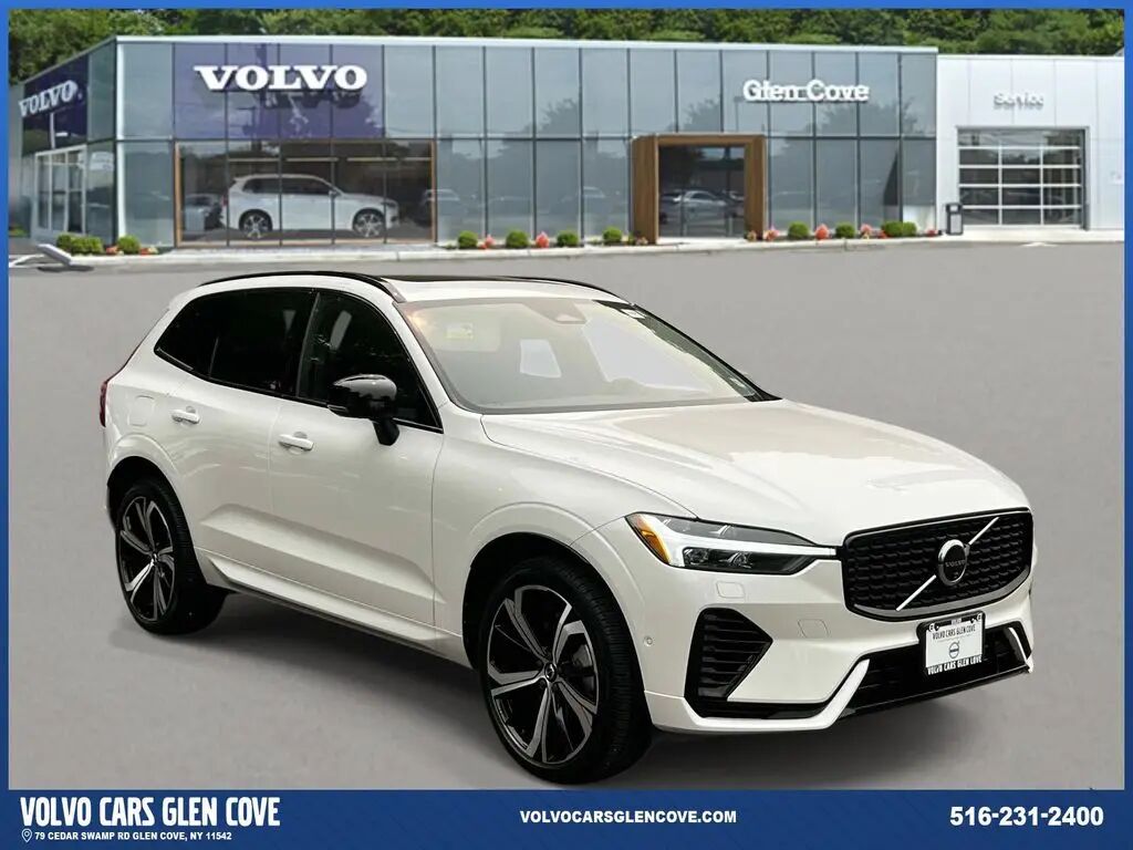 2024 Volvo XC60 Recharge T8 Ultimate Dark Theme